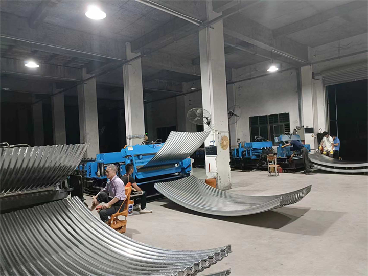 Prefabricated building steel equipment