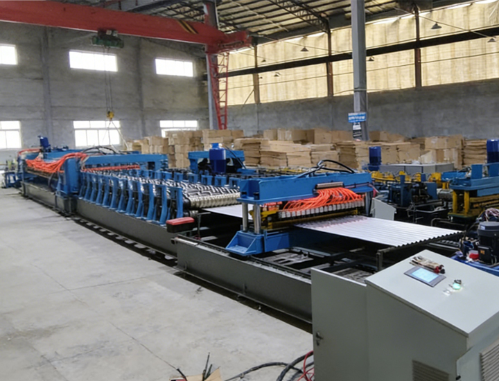 Large-scale granule forming machine